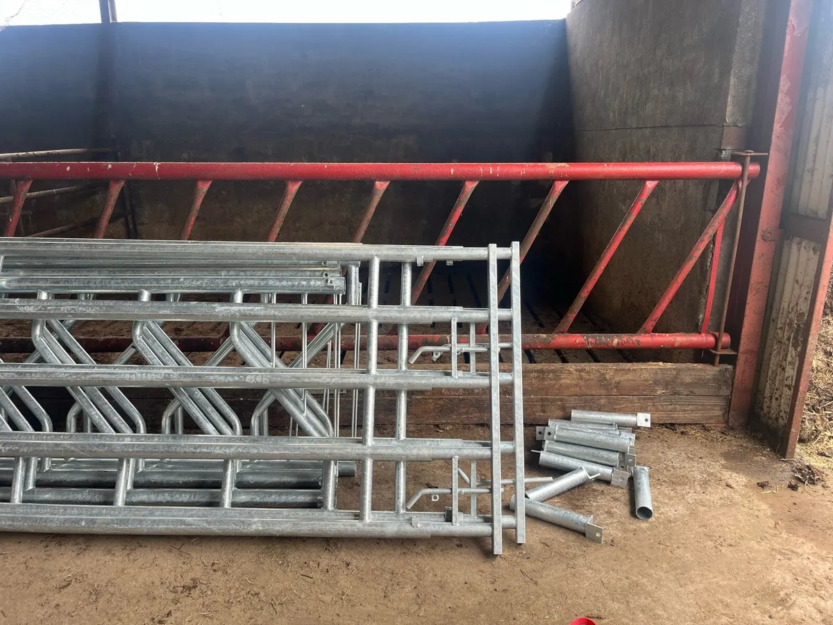 Gates and barriers - Image 1