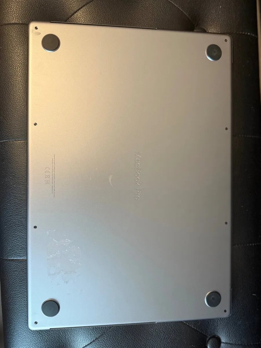 MacBook Pro 16 M1 Pro 2022 32GB/1TBSSD/163c - Image 4