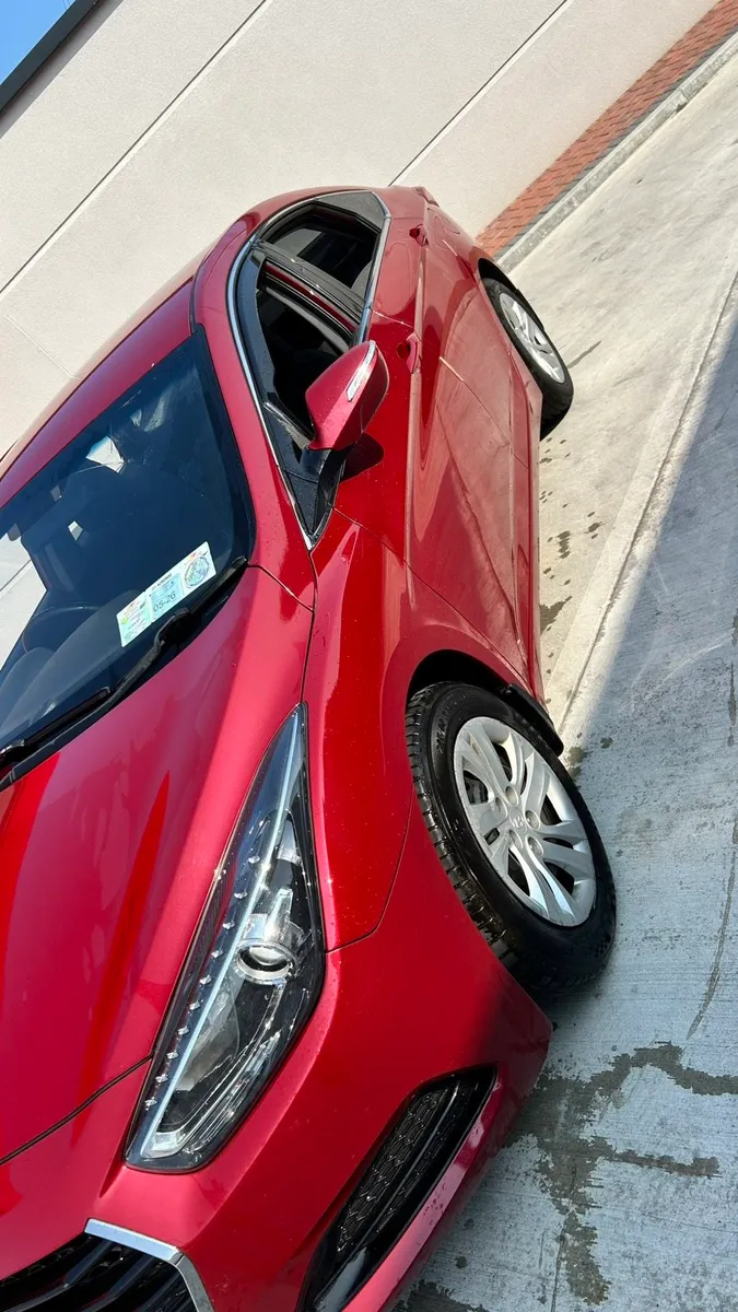 Hyundai i40 2017 - Image 2