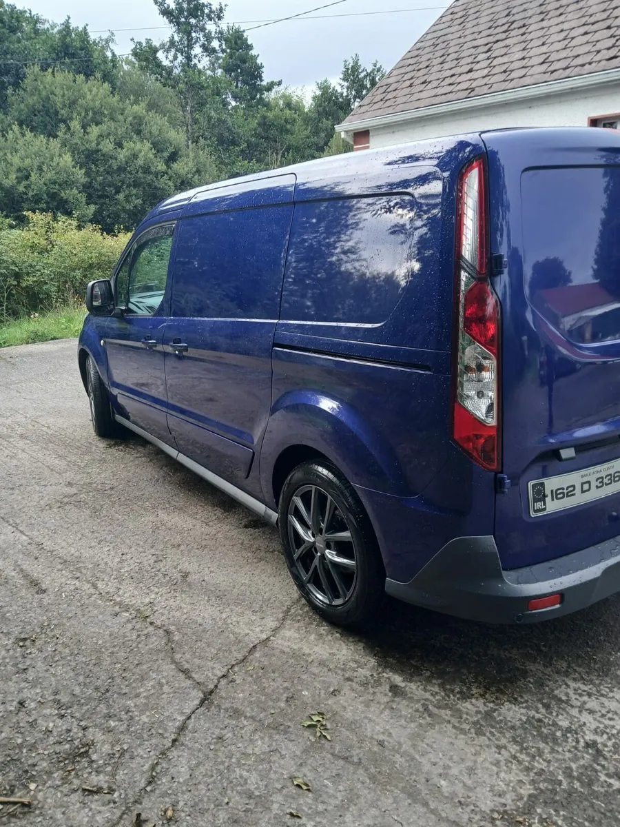 162 Blue Ford Transit Connect LWB - Image 4