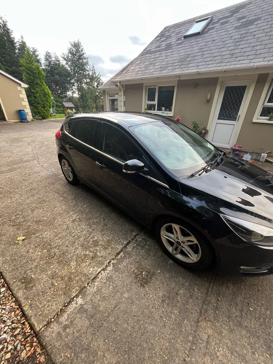 162 Black Diesel Ford Focus - Image 2