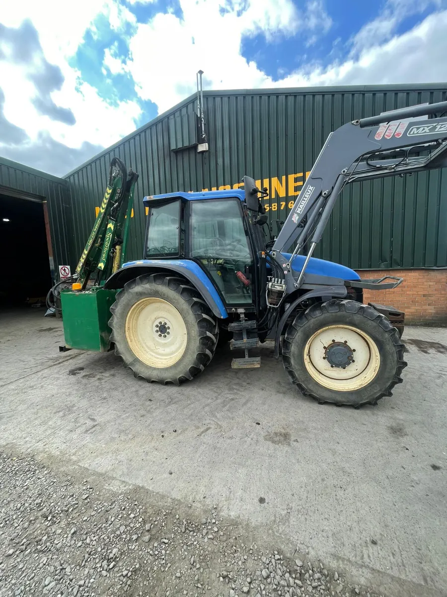 New Holland TS100 & Headcutter - Image 1