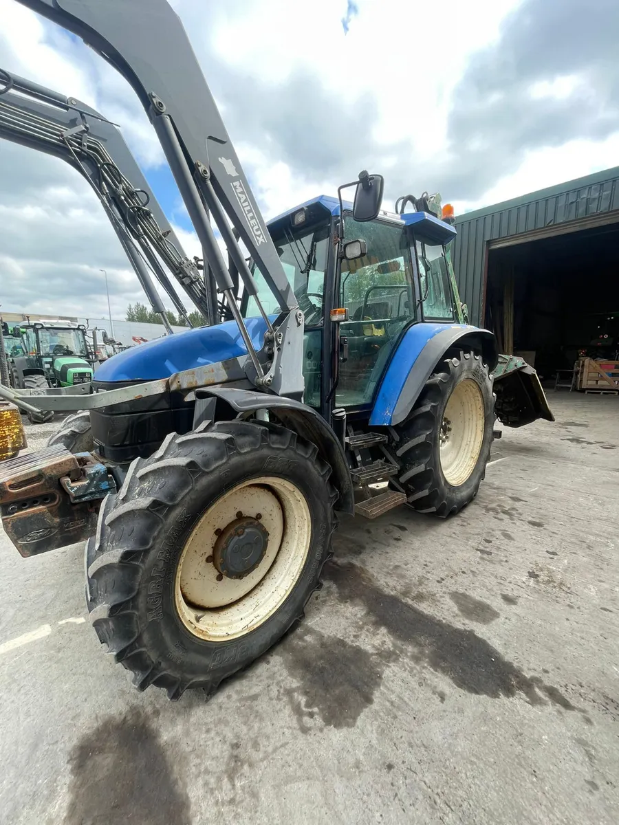 New Holland TS100 & Headcutter - Image 2