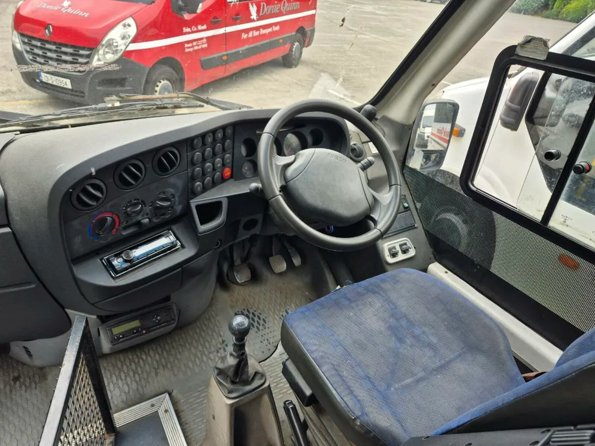 2007 Iveco daily 26 seater cvrt 10/25 tax 09/25 - Image 4