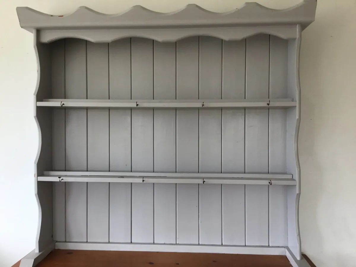Dresser - Image 3