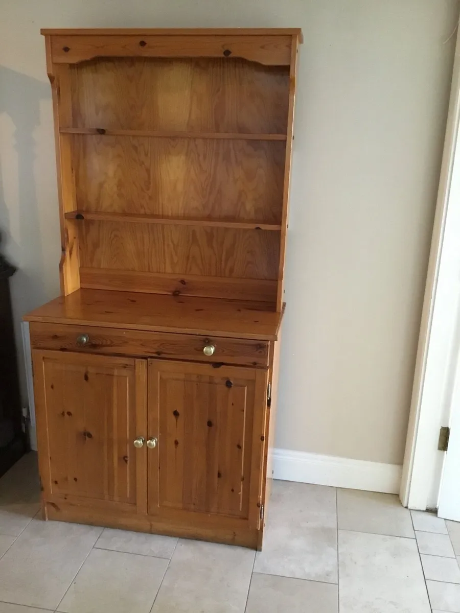 Dresser - Image 3