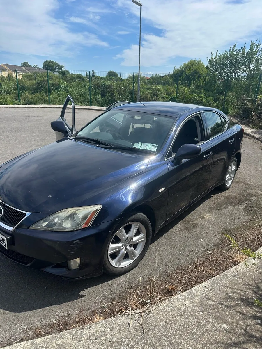 Car - Image 3