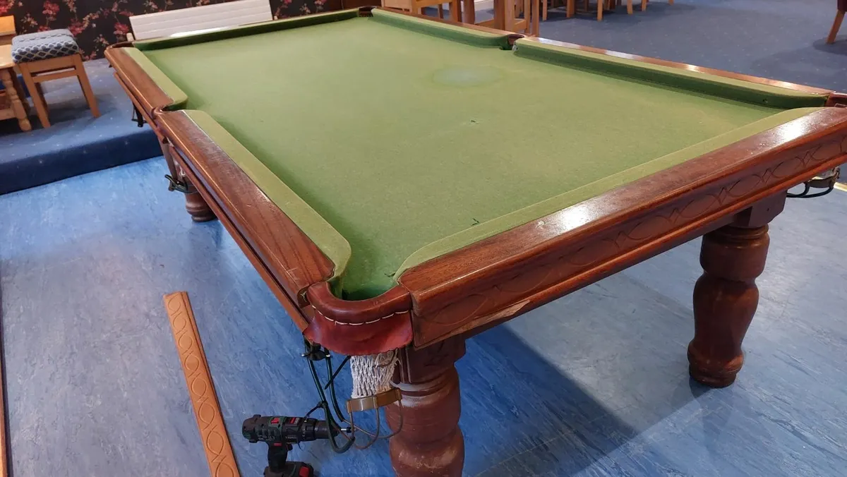 Pool table