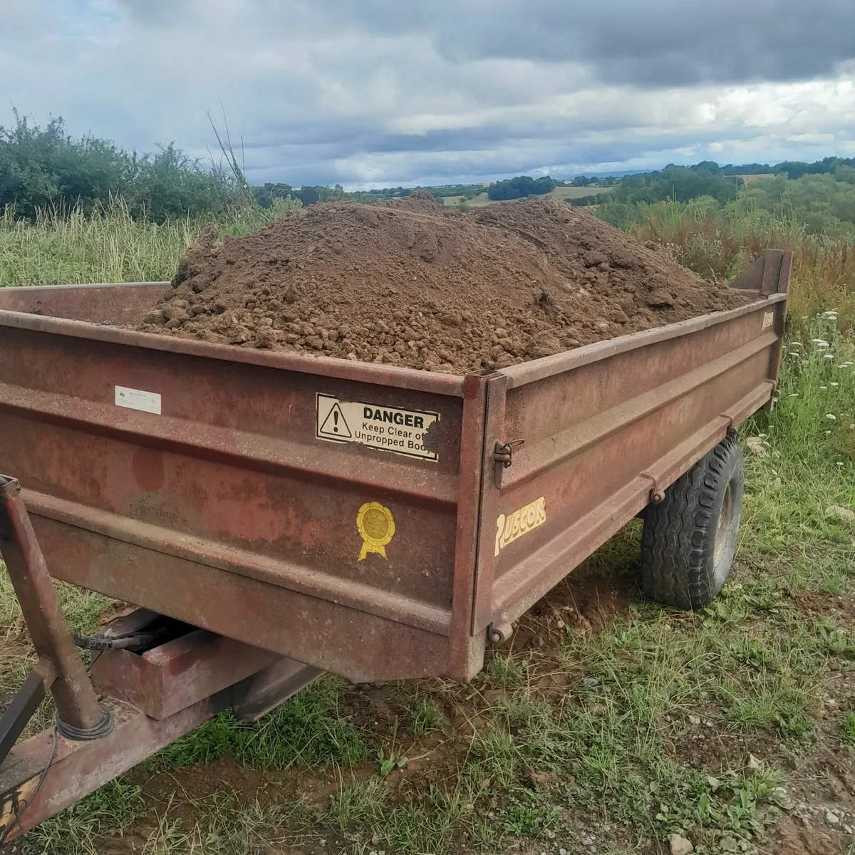 Topsoil for sale - Image 1