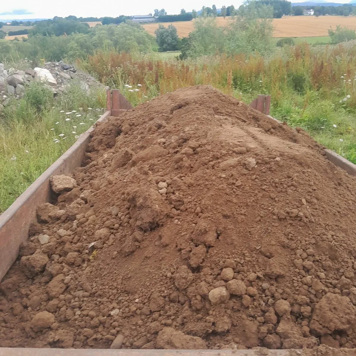 Topsoil for sale - Image 3