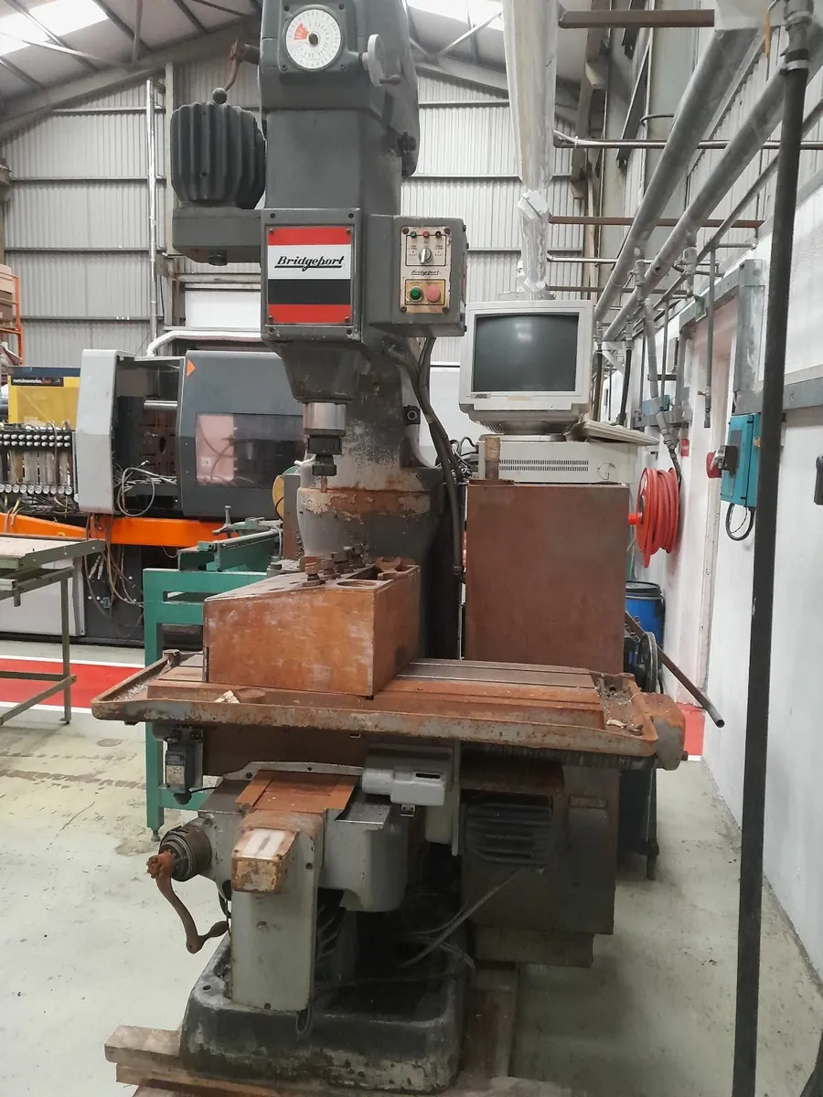 Bridgeport Milling Machine