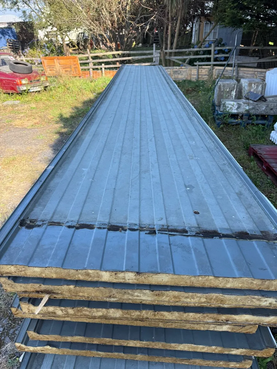 Kingspan insulated roofing sheets 6.4 meters long - Image 1