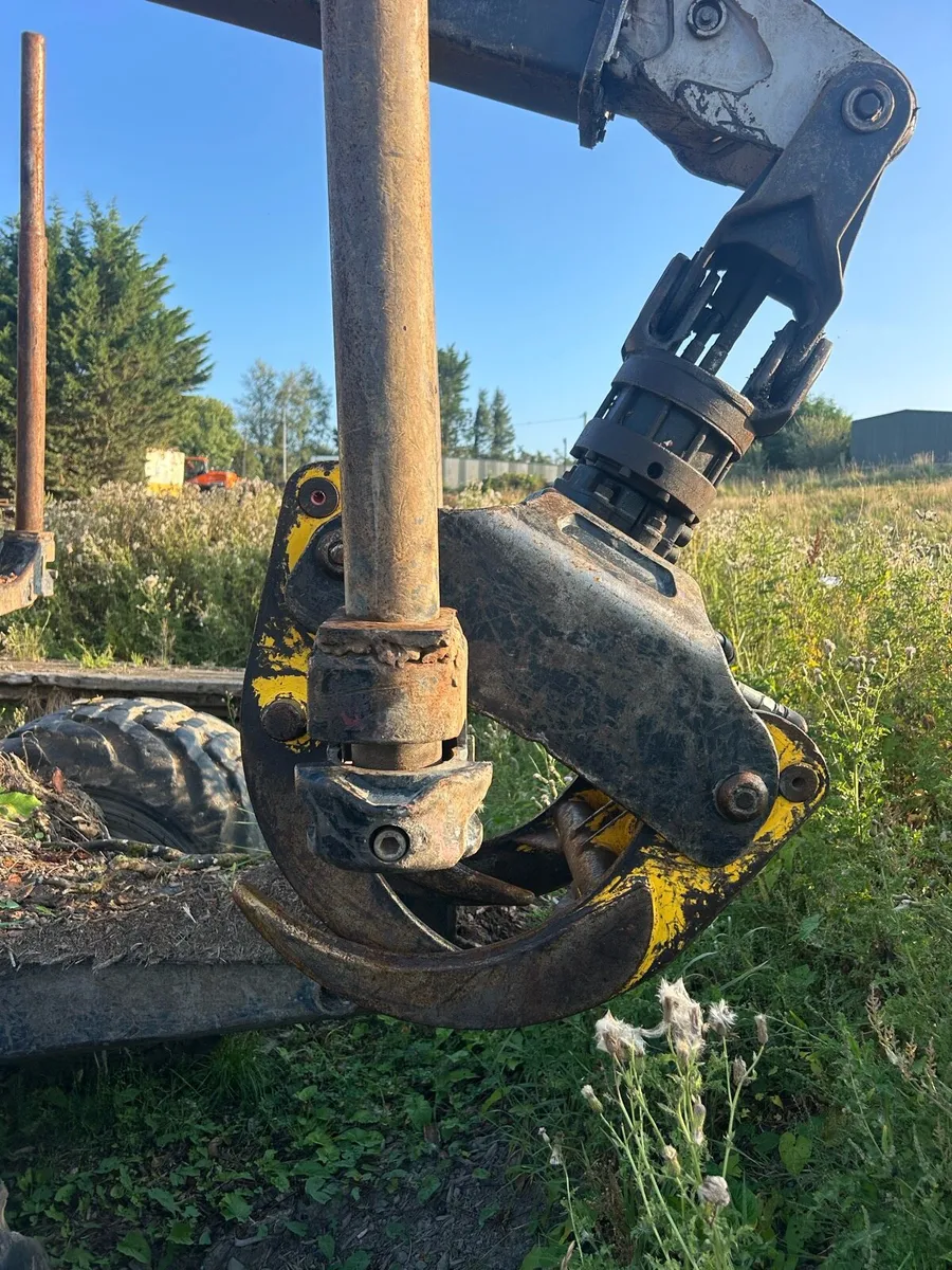 Komatsu 855 forwarder - Image 3