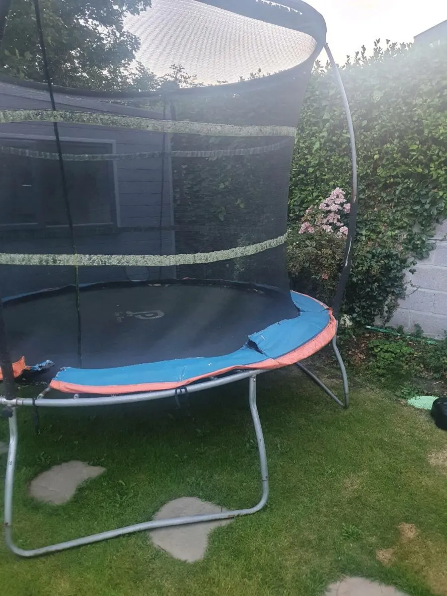 Trampoline free - Image 1