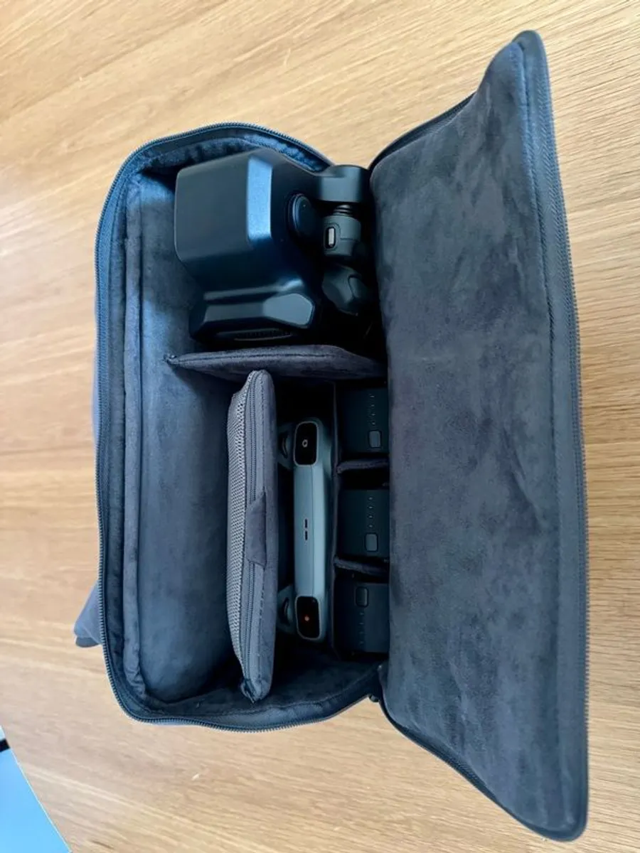 DJI mavic 3 pro - Image 2
