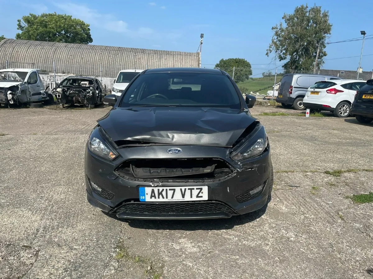 2017 FOCUS ST-LINE TDCI - Image 1