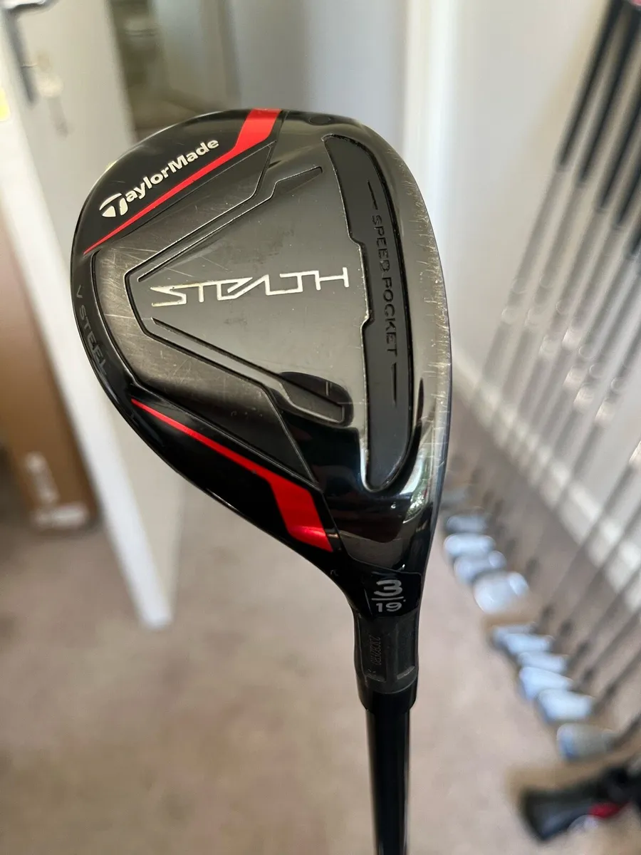 Taylormade Stealth Hybrid - Image 1