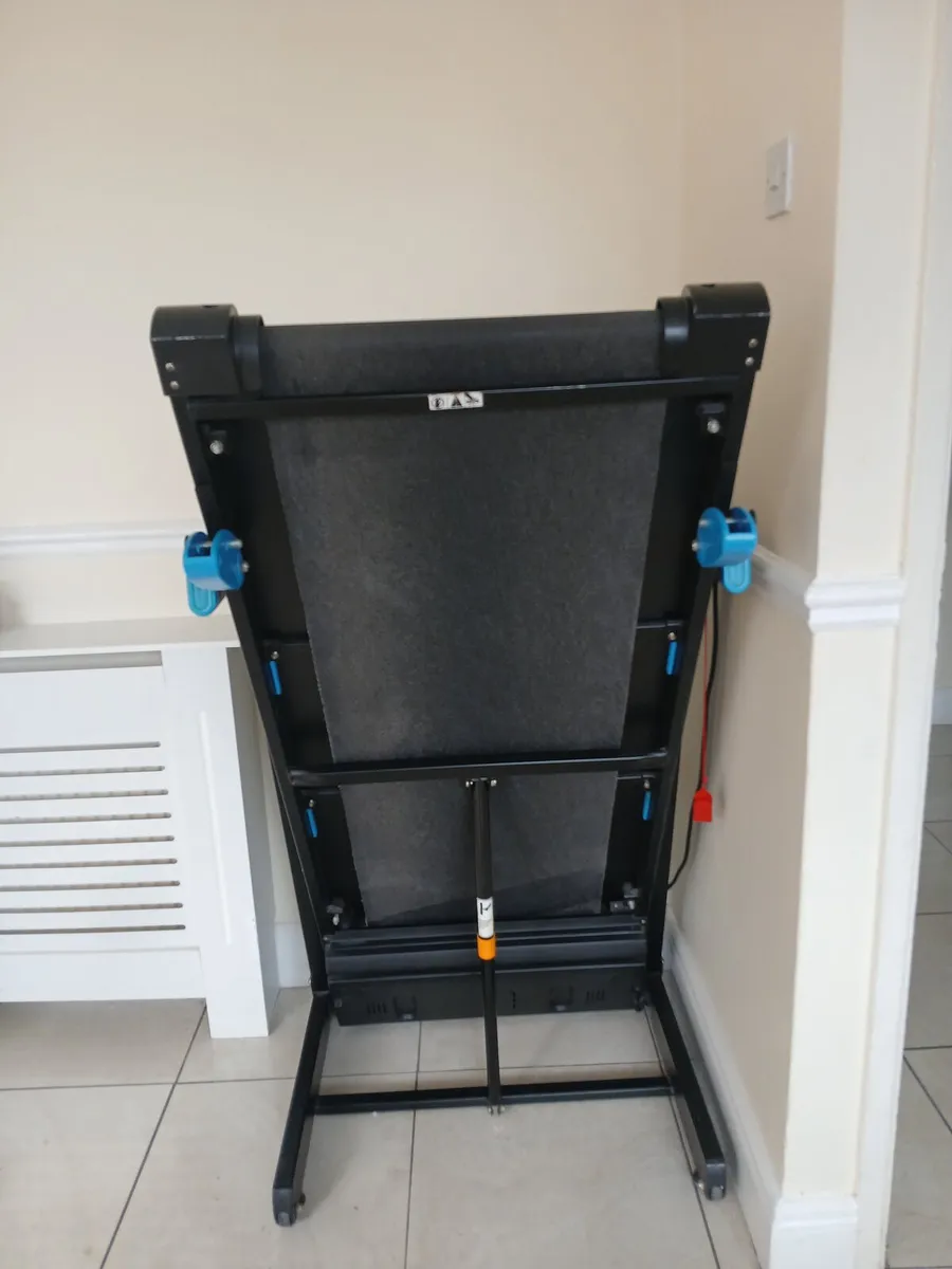 Treadmill - Image 2