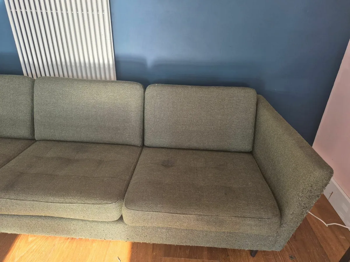 Modern 3 seater Sofa - Image 3