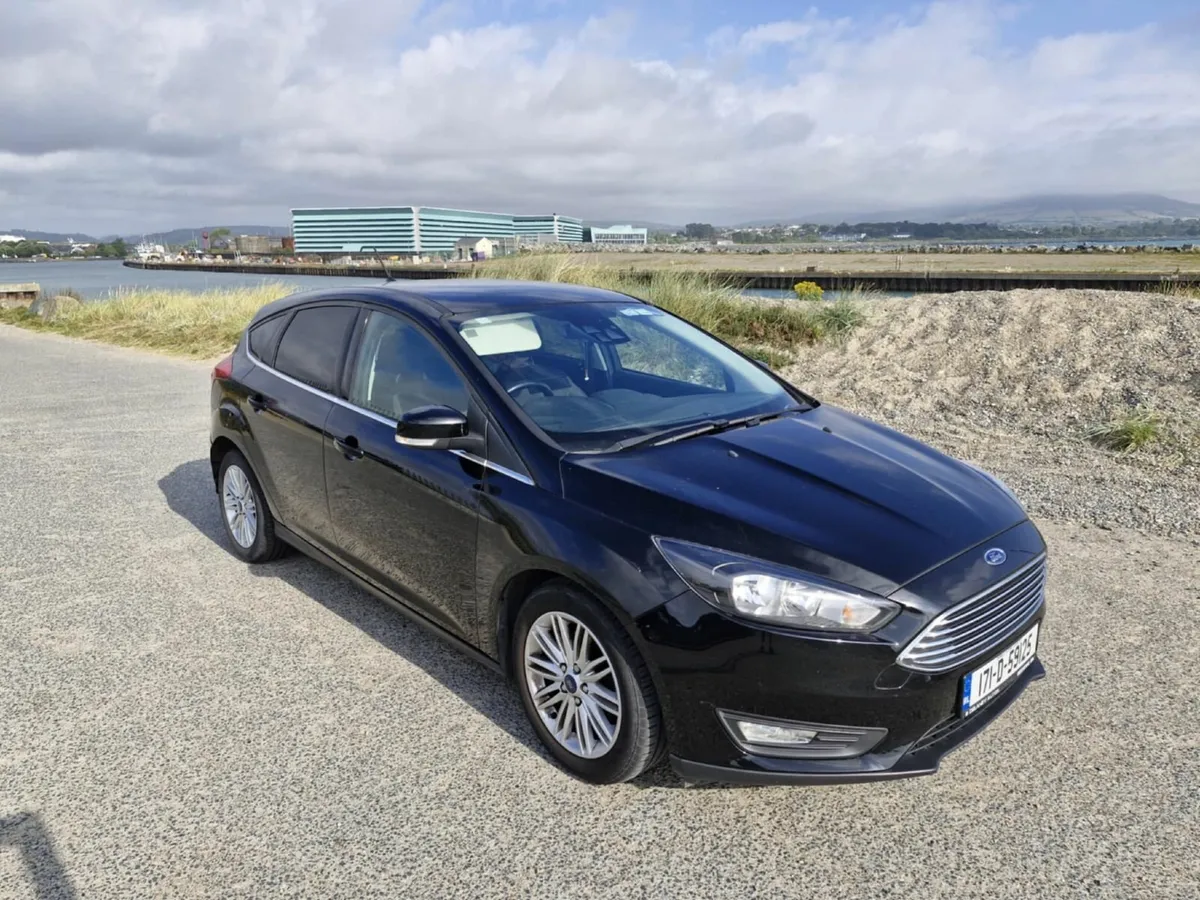 Ford Focus Zetec 2017 - Image 4