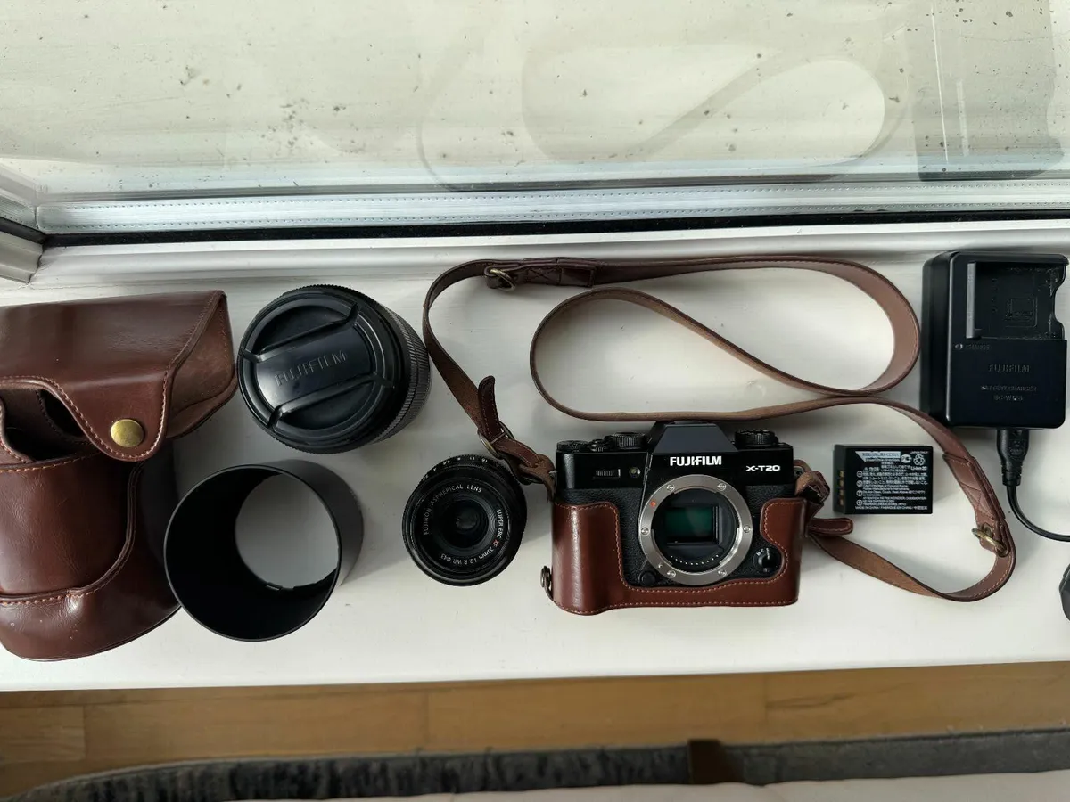 Fujifilm X-T20 Kit — XF 23mm f/2 + XC 50–230mm - Image 1
