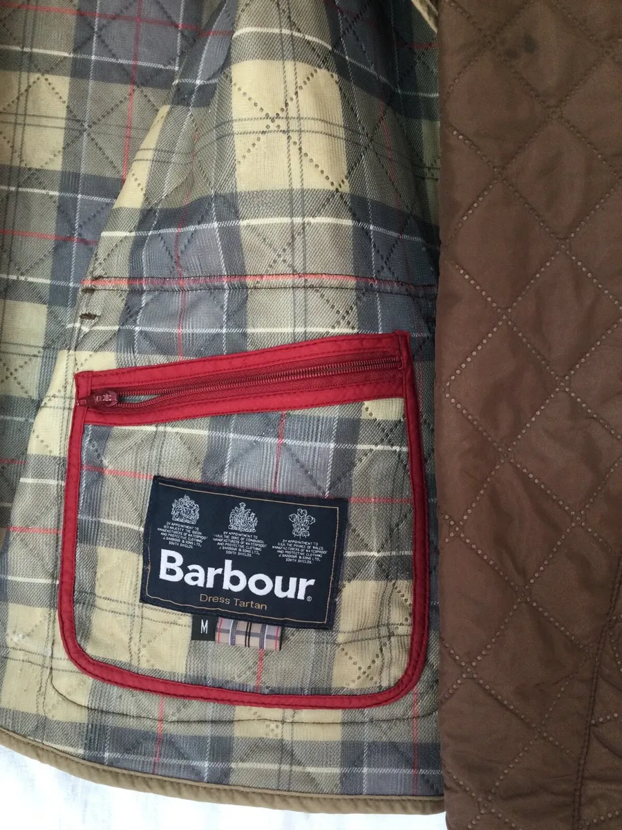 Barbour ladies jacket size medium - Image 3
