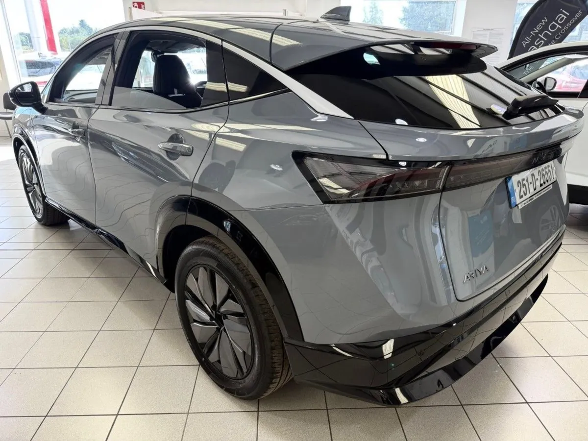 Nissan Ariya 87kwh Advance  pre REG Save  1 000 - Image 4