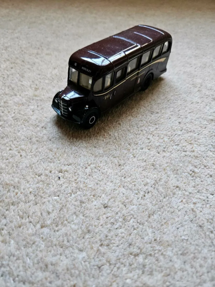Corgi Bus - Image 1