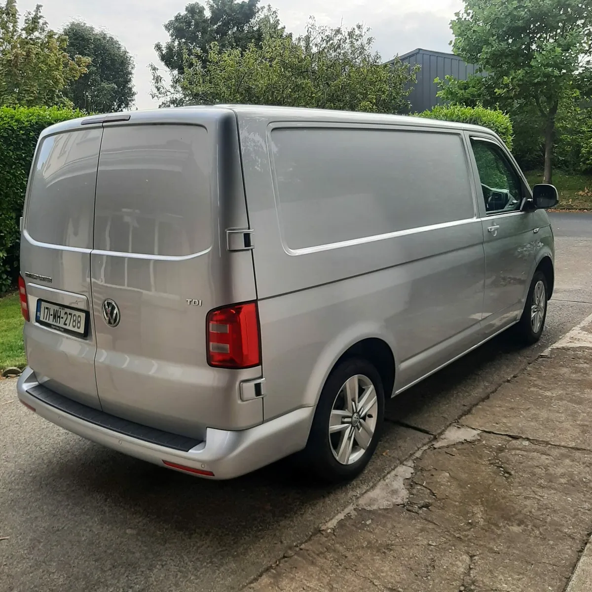Volkswagen Transporter 2017 - Image 3
