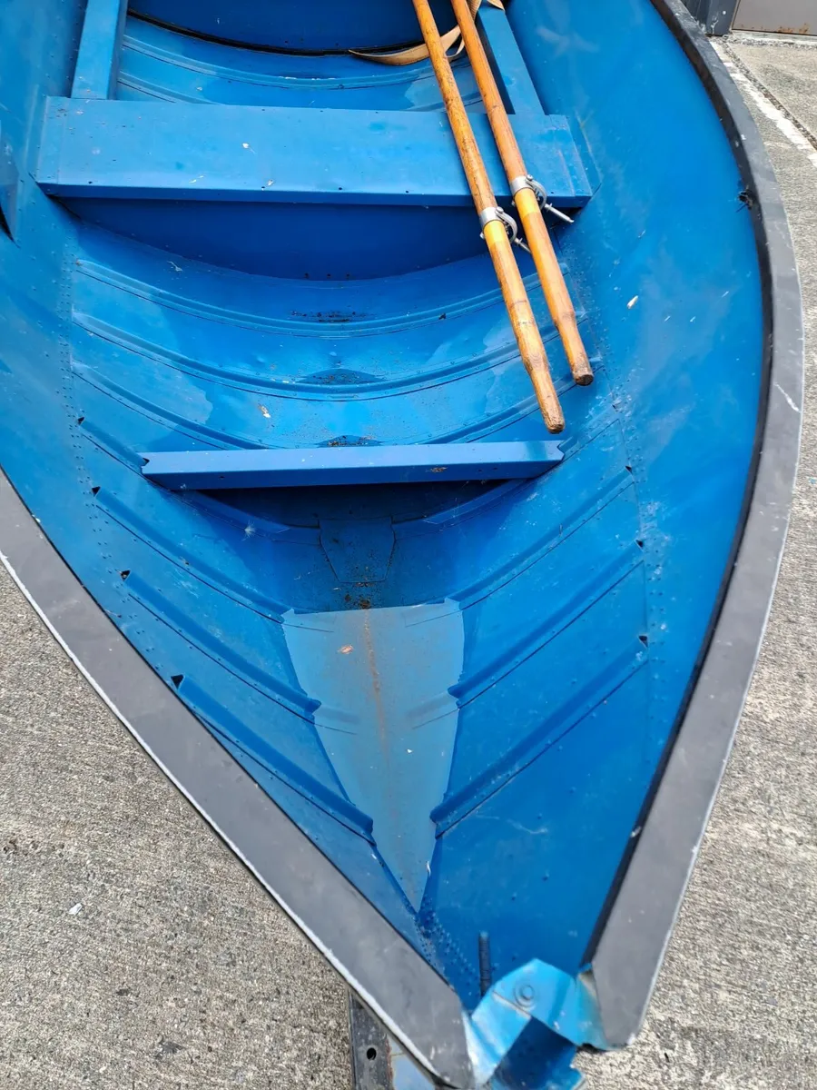 14 'Aluminium boat - Image 4