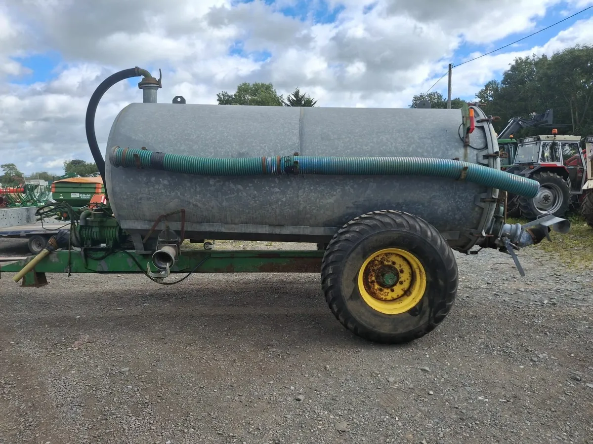 Rossmore 1600 Gallon Slurry Tank - Image 2