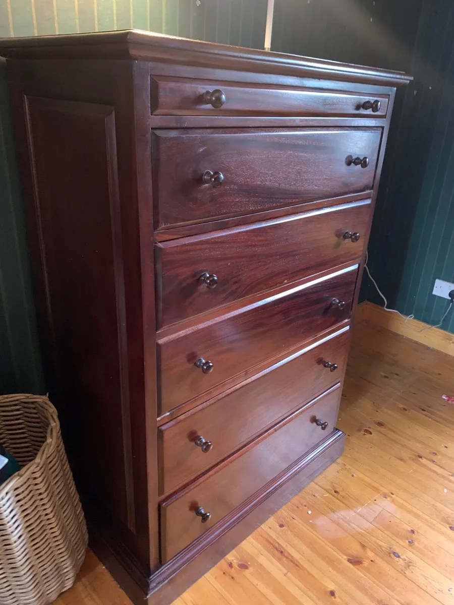 Chest of drawers - Image 2