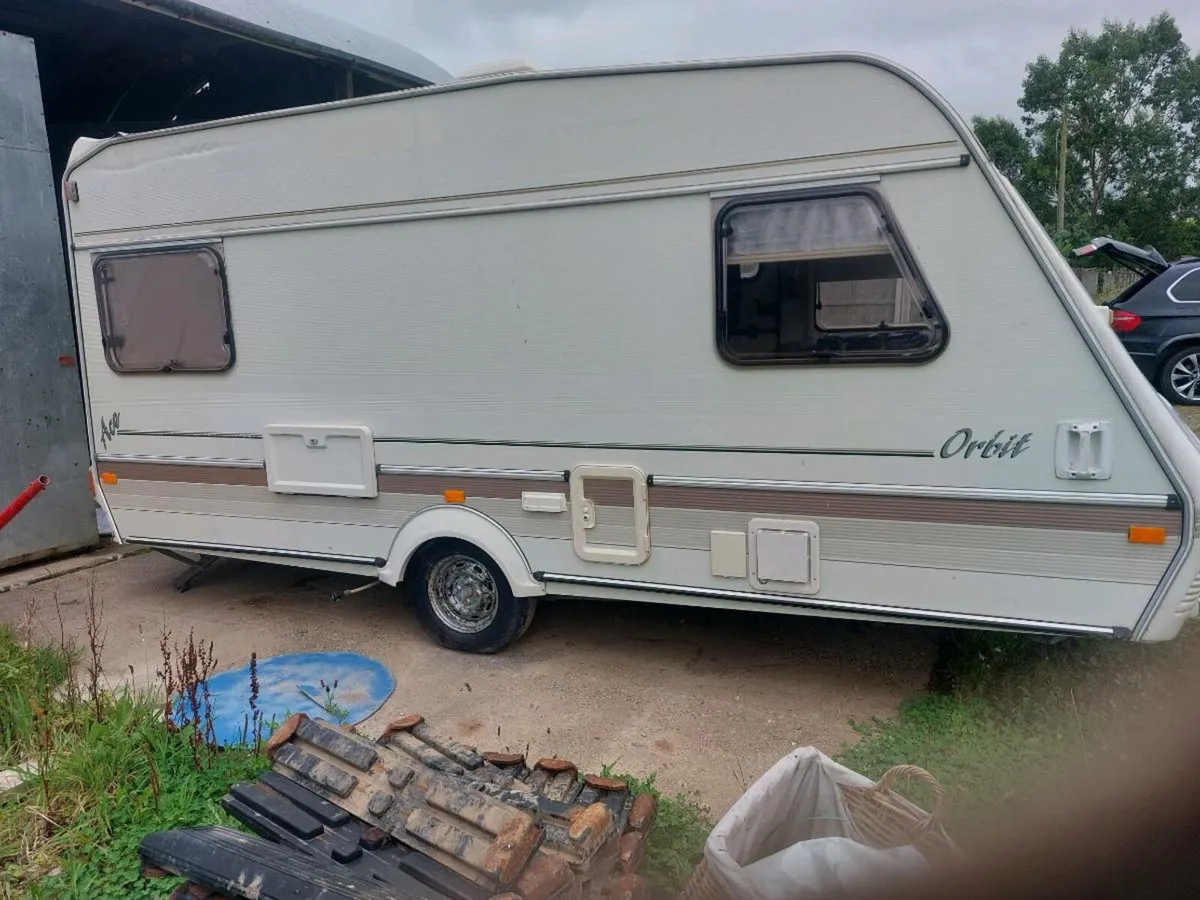 Caravan - Image 1