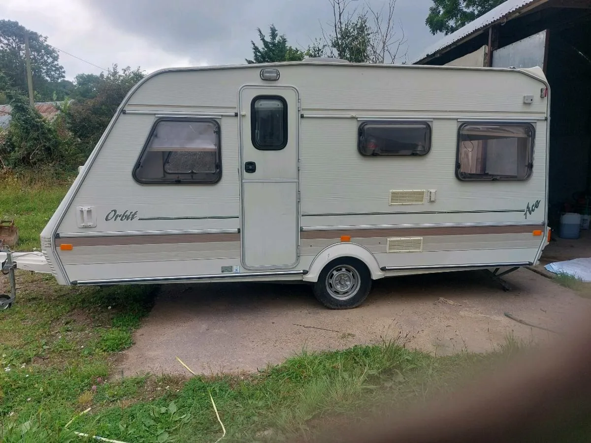 Caravan - Image 2