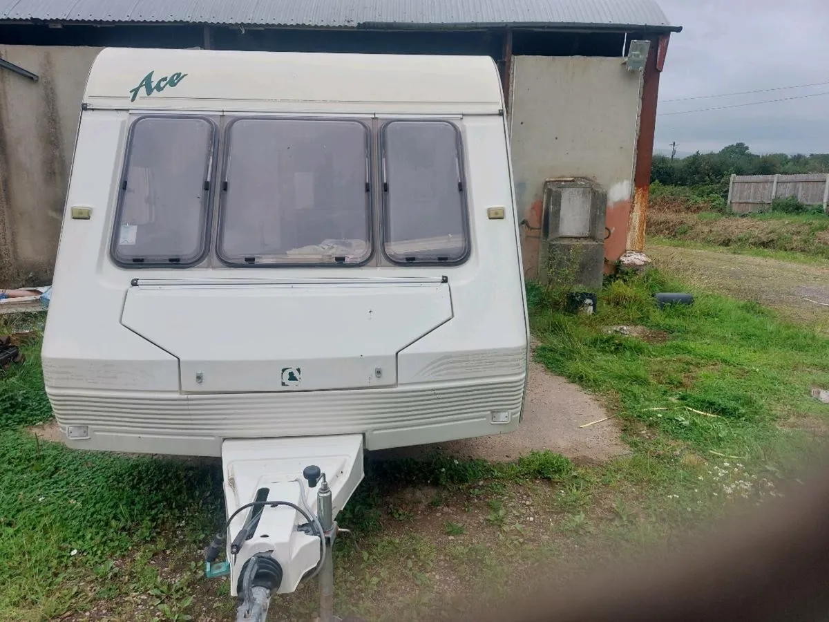 Caravan - Image 3