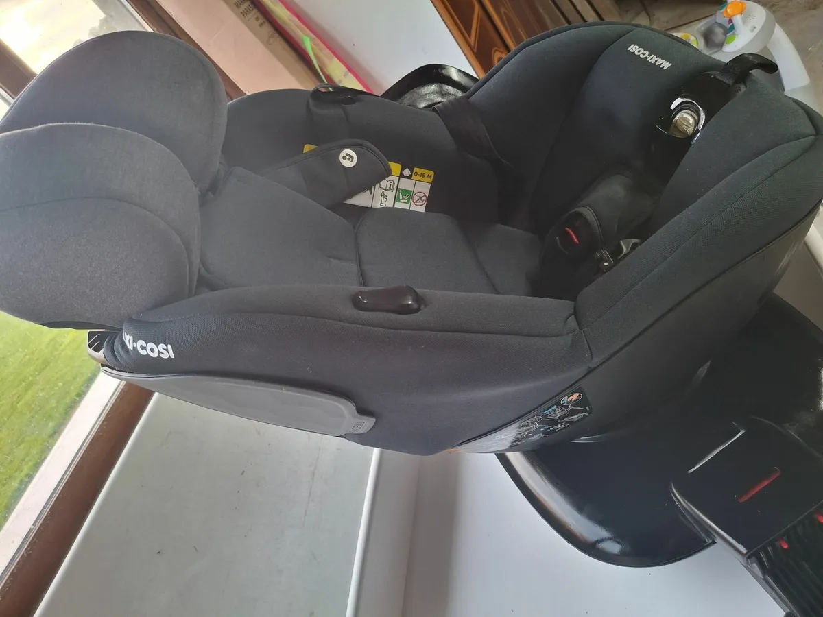 Maxi cosi Mica 360 Carseat - Image 3