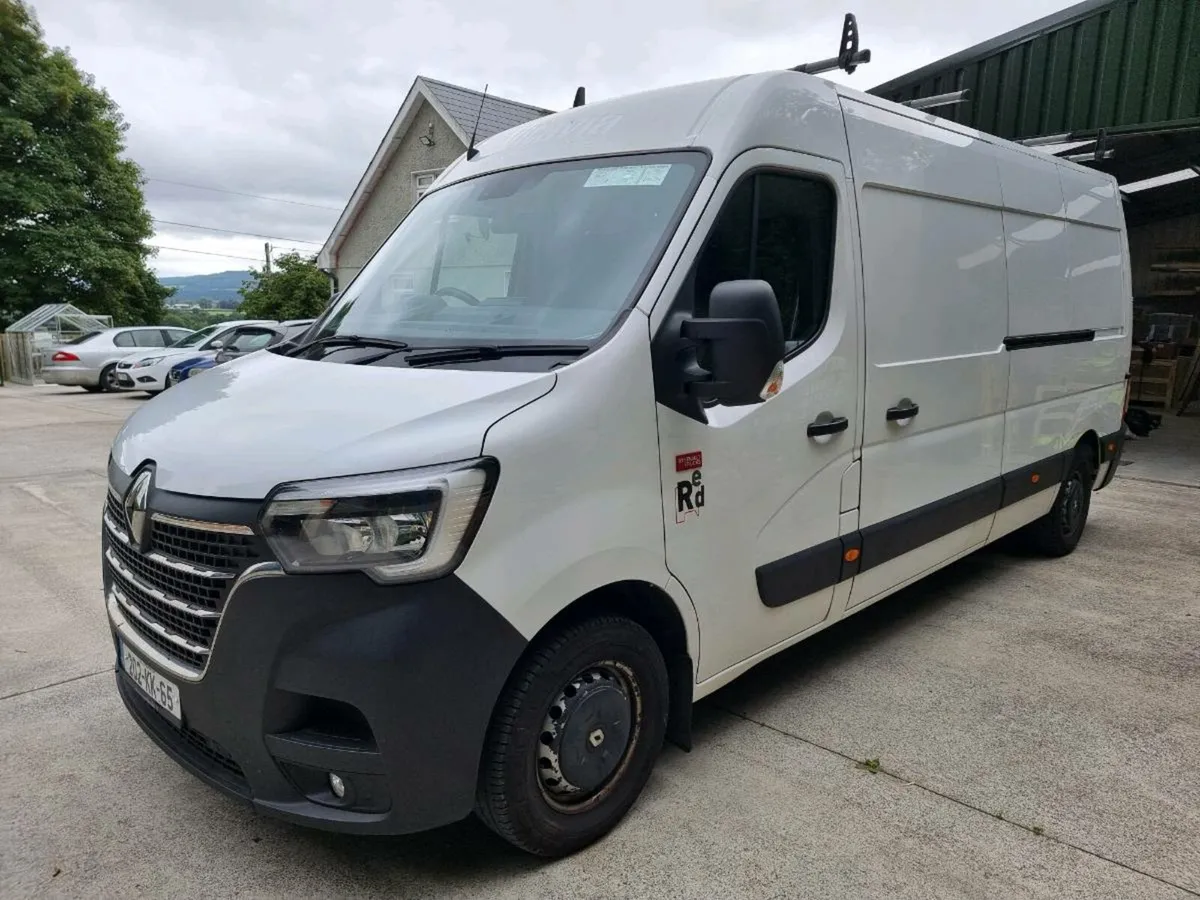 Renault Master Van - Image 2