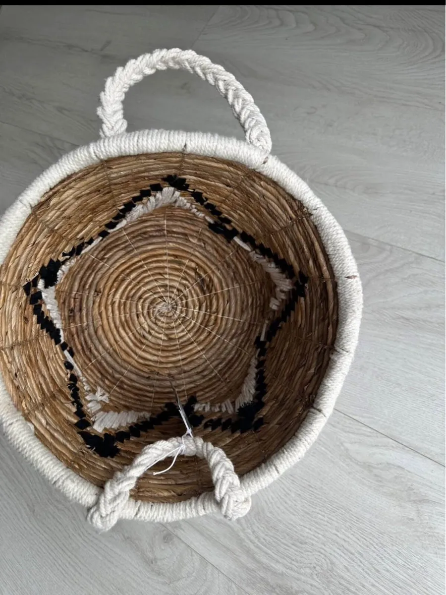 See grass basket - Image 2