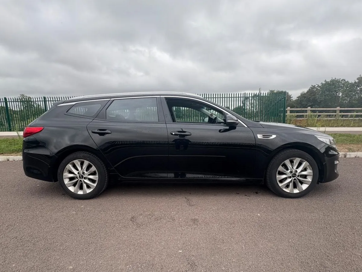 Kia Optima 1.7crdi 2 ISG 141PS 5DR, Air Conditioni - Image 3