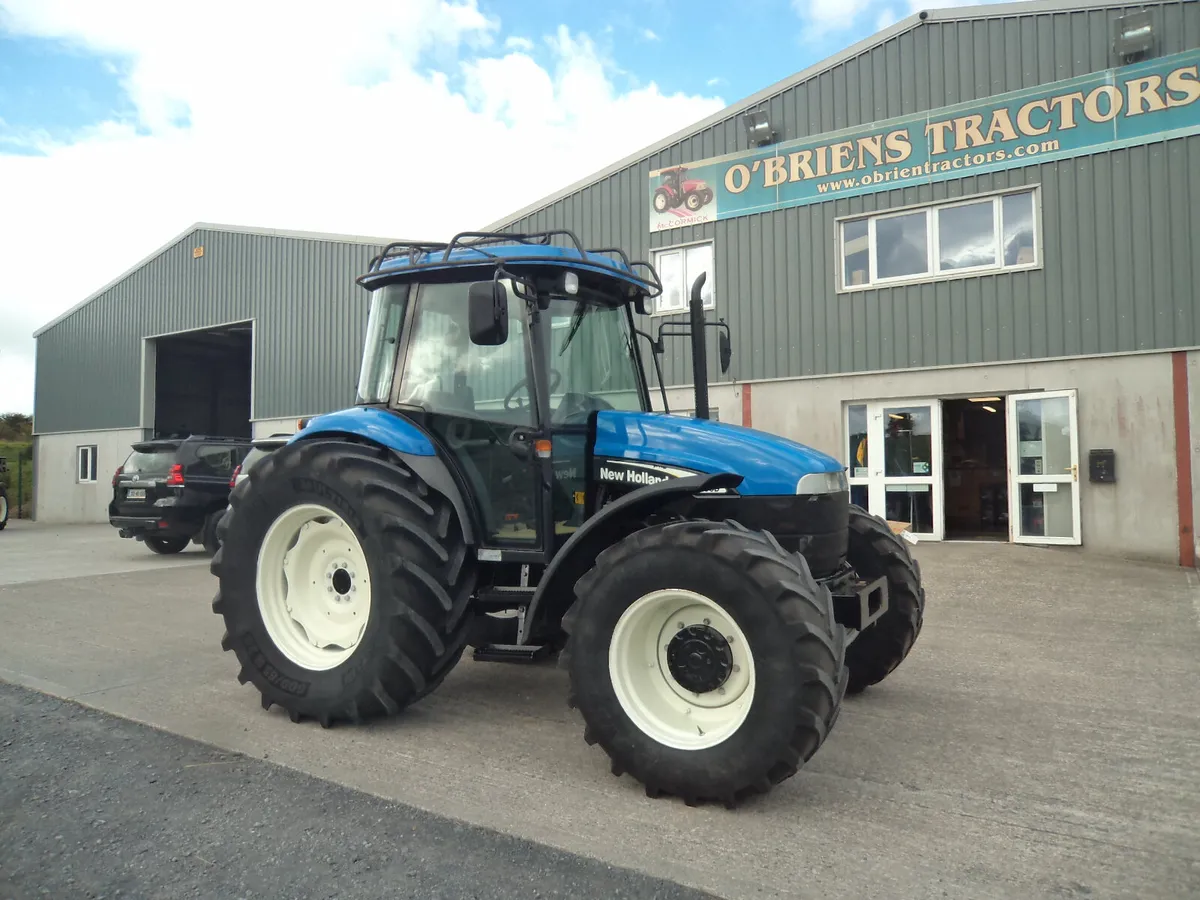 2005 New Holland TD90D - Image 2