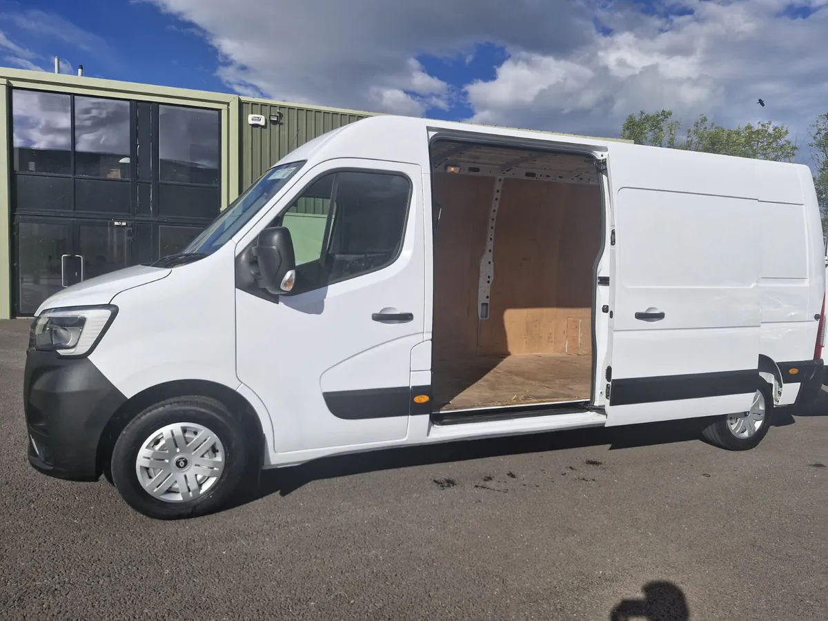 Renault Master 2021 - Image 2