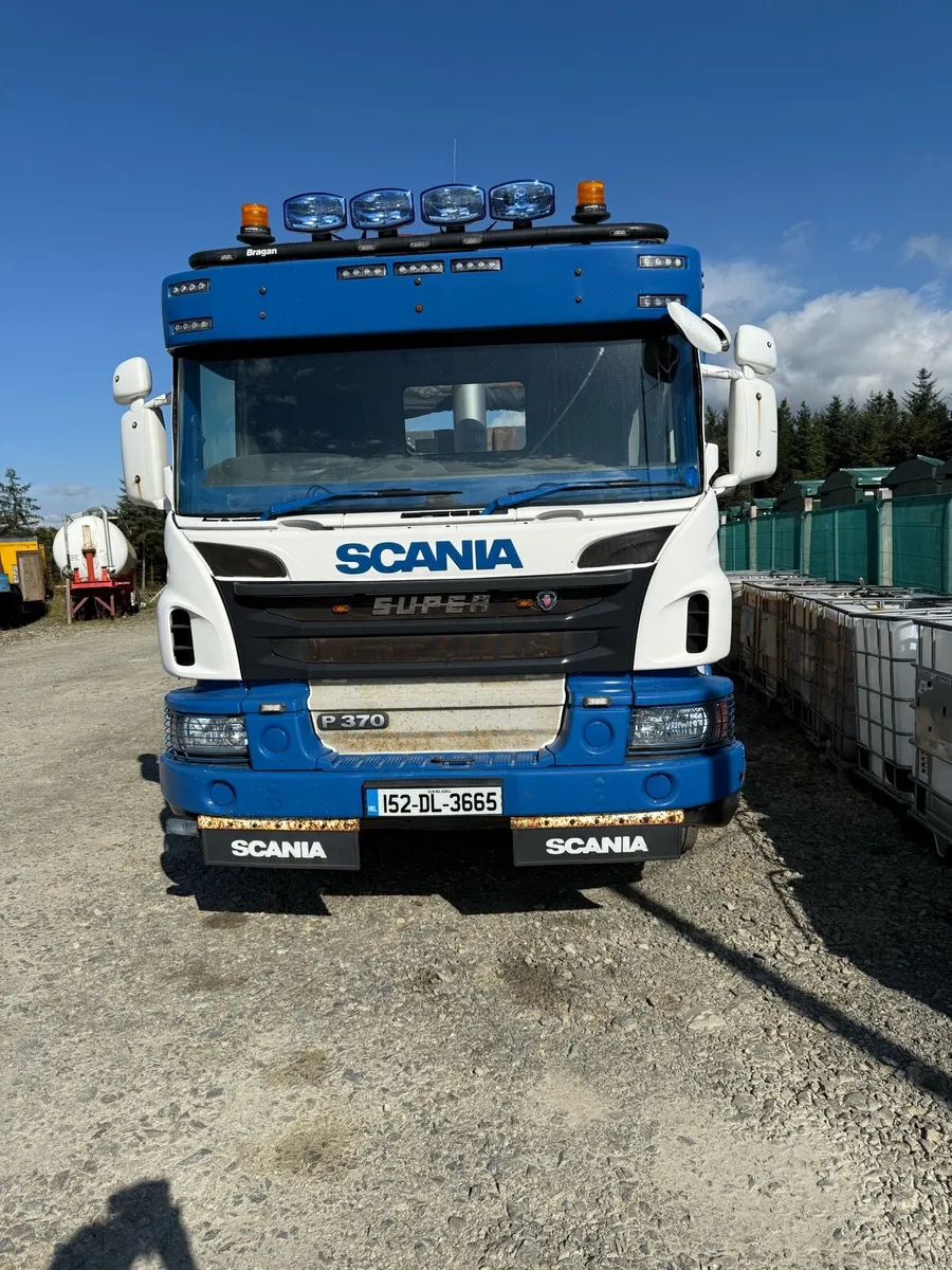 Scania tipper - Image 1