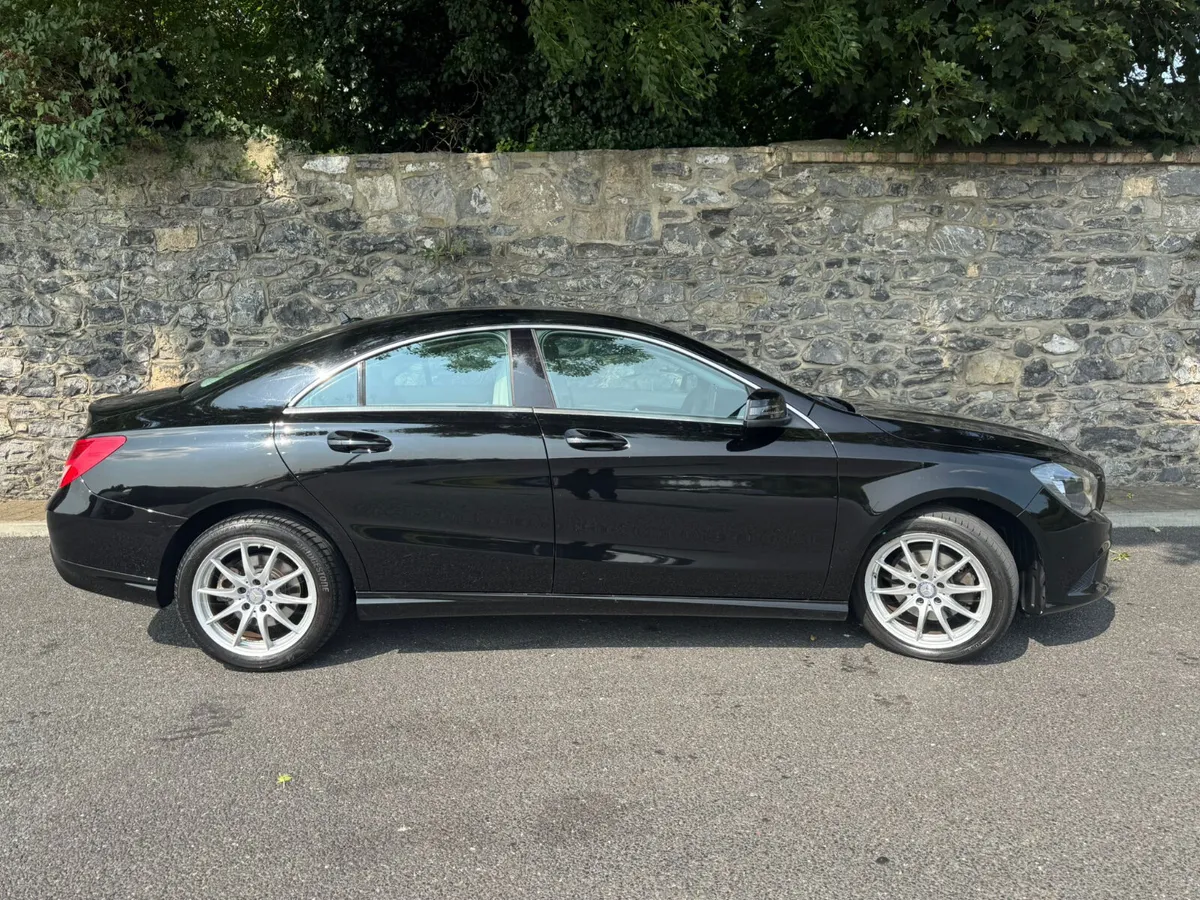 Mercedes-Benz CLA 2016 180 4DR D STYLE - Image 3