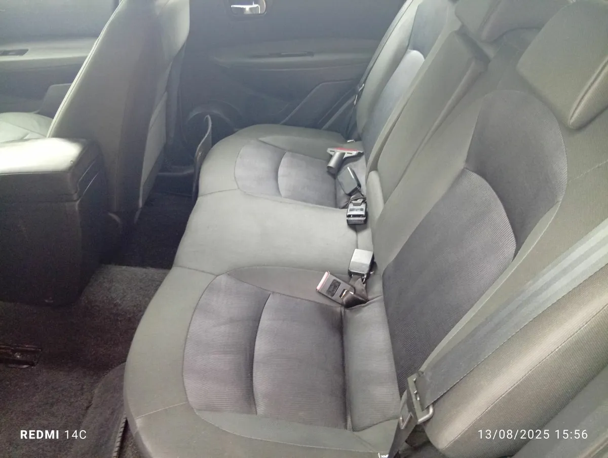 Nissan Qashqai 2011 - Image 4