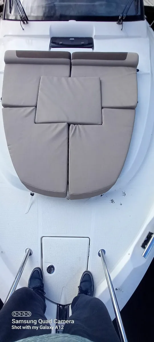 Bavaria yachts 2016 sport 330ht twin Volvo D3 220s - Image 4