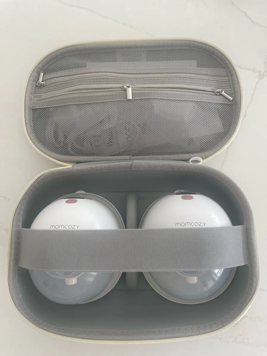 Momcozy M5 Double Wearable Breast Pump - Image 2