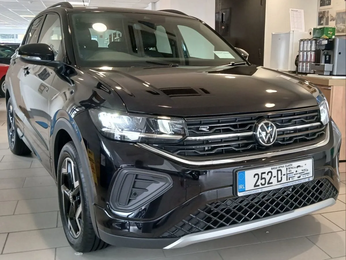 Volkswagen T-Cross R-line 1.0 TSI 116HP  rear Vie - Image 1