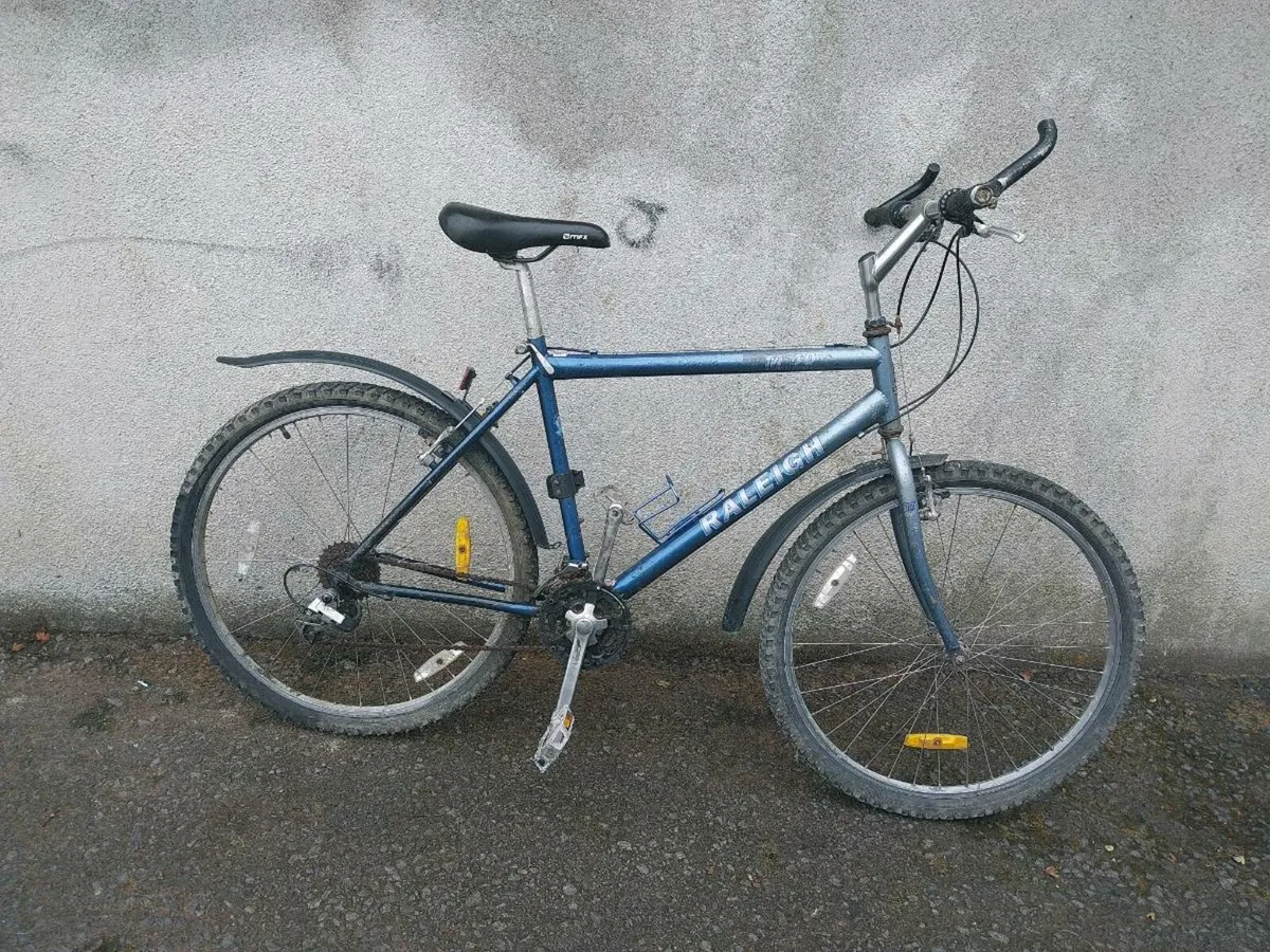 Mens mountain bike - Image 1