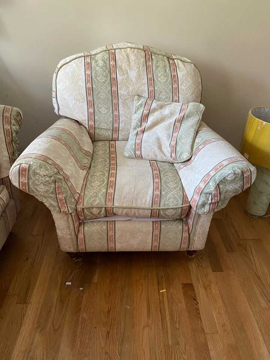 Couch - Image 2