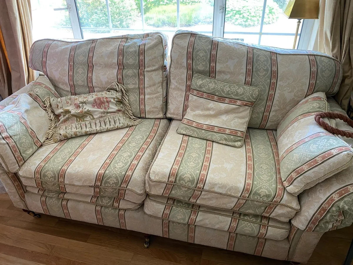 Couch - Image 3